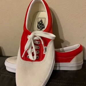 NWOT Vans Classic Red and White suede and Cloth Shoes SZ women’s 9, men’s 7.5
